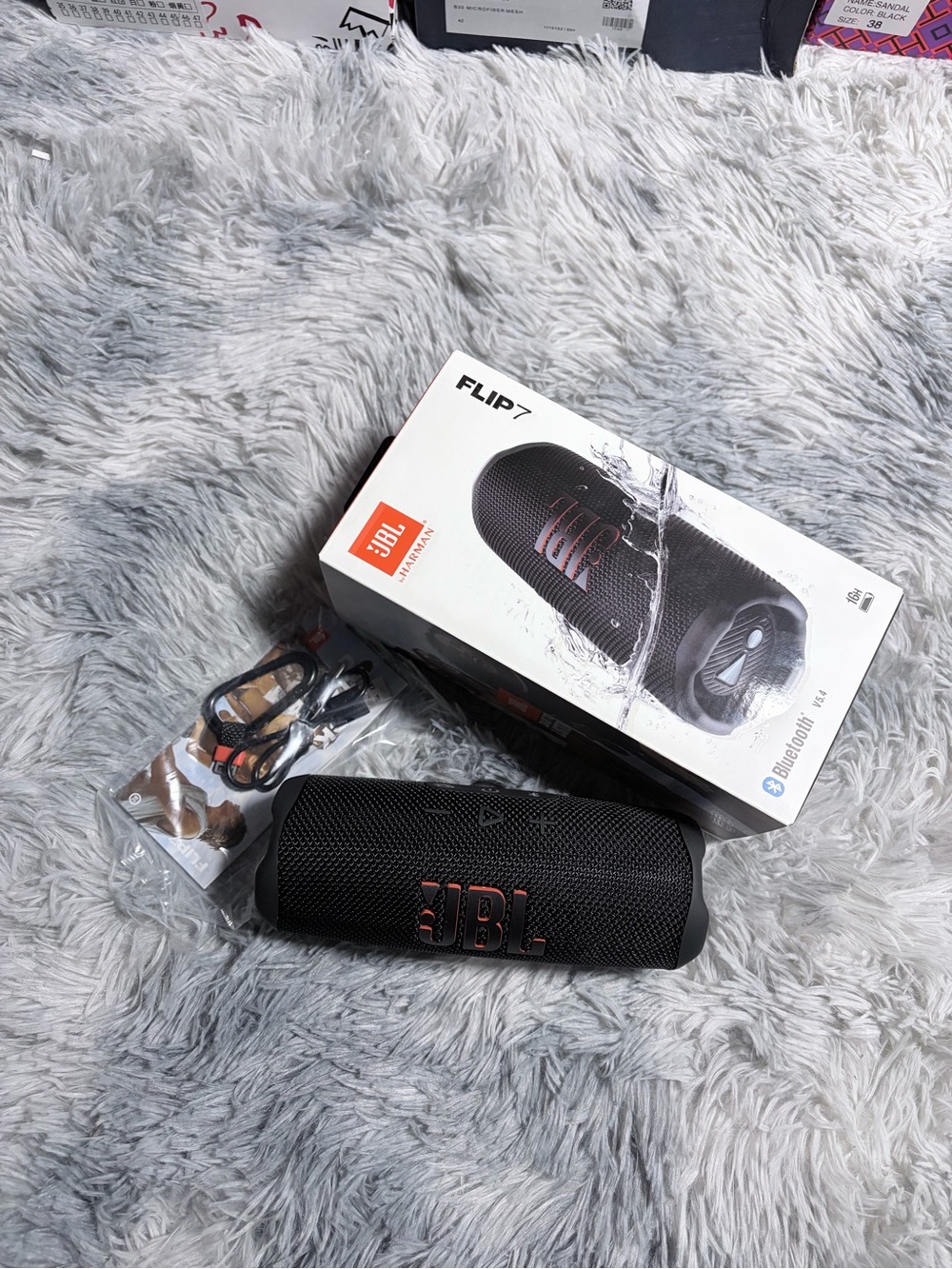 JBL Flip 7 Portable Bluetooth Speaker - Black